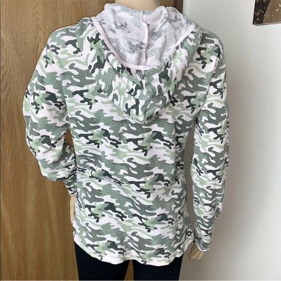 Camouflage hoodie by St. Eve Sz Large - Picture 2 of 4